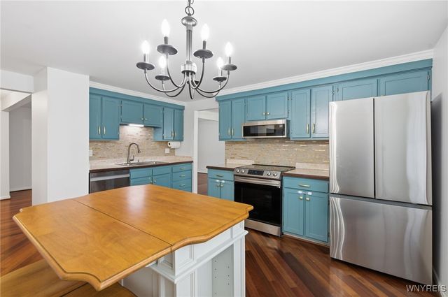 215 Fruitwood Terrace, Amherst, NY 14221