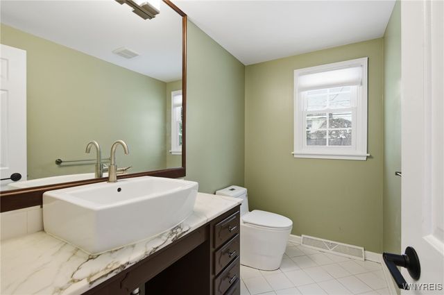 215 Fruitwood Terrace, Amherst, NY 14221