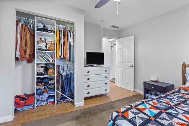 11545 Wahrman Street, Romulus, MI 48174