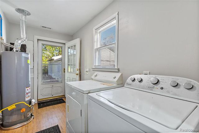 11545 Wahrman Street, Romulus, MI 48174