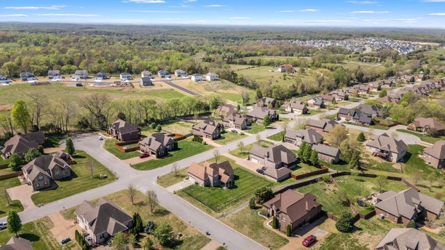 701 Scottland Trce, Mount Juliet, TN 37122
