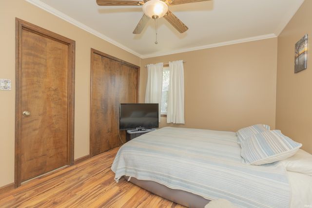 5722 Gardenia Drive, Newburgh, IN 47630