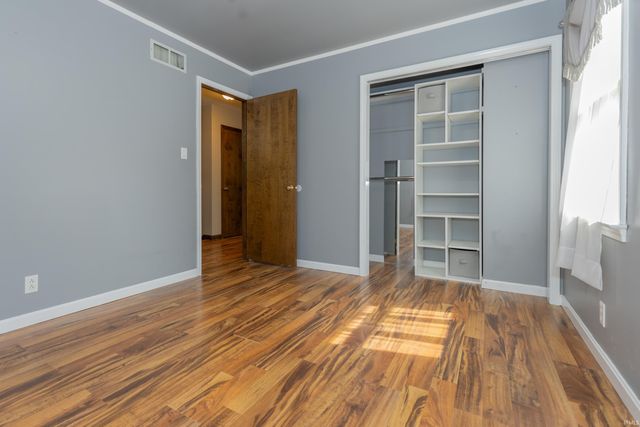 5722 Gardenia Drive, Newburgh, IN 47630