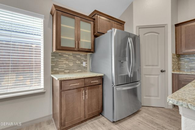 13756 Garforth Avenue, Horizon City, TX 79928