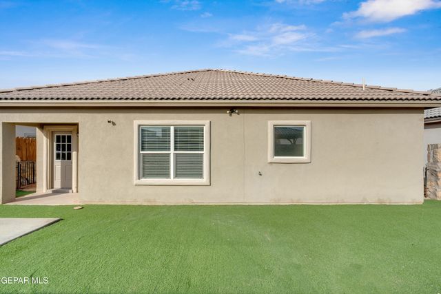 13756 Garforth Avenue, Horizon City, TX 79928