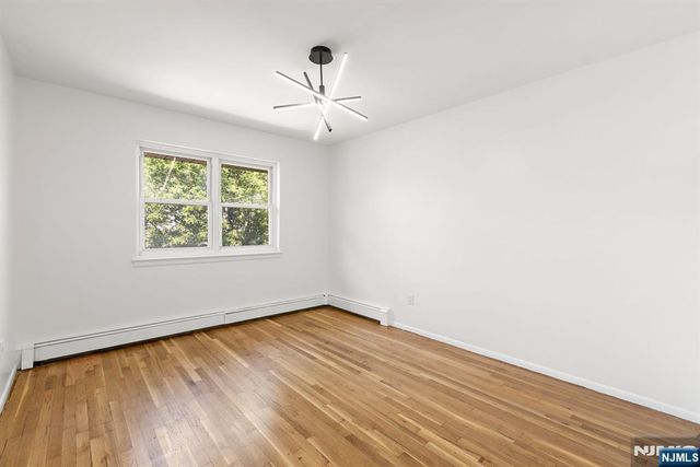 54 W Columbia Avenue, Palisades Park, NJ 07650