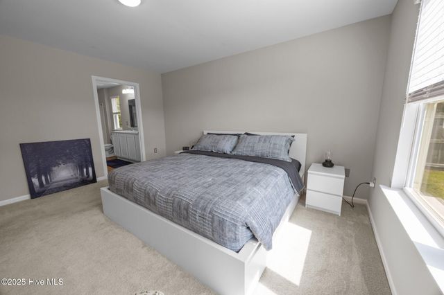 186 Everett Yopp Drive, Sneads Ferry, NC 28460