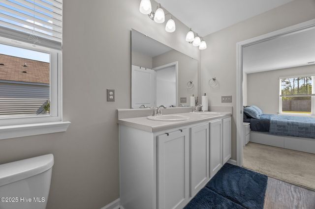 186 Everett Yopp Drive, Sneads Ferry, NC 28460