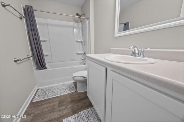 186 Everett Yopp Drive, Sneads Ferry, NC 28460