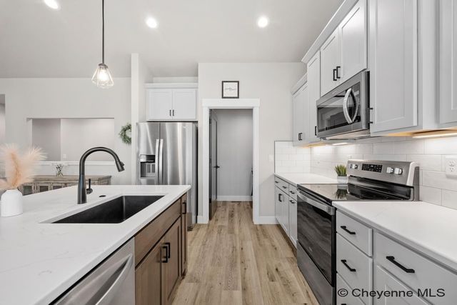 2306 LEDOUX DR, Cheyenne, WY 82007