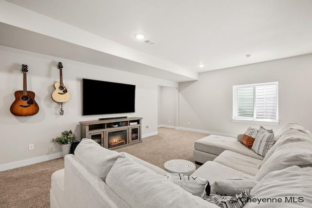 2306 LEDOUX DR, Cheyenne, WY 82007