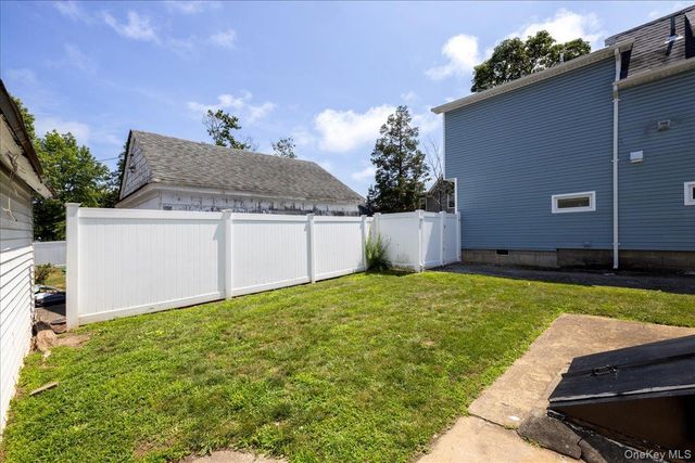 1019 Walsh Avenue, Woodmere, NY 11598
