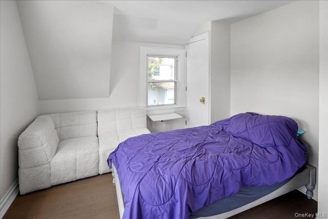 1019 Walsh Avenue, Woodmere, NY 11598