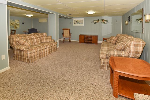 10 Trumbull Street, Newington, CT 06111