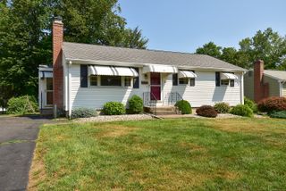 10 Trumbull Street, Newington, CT 06111