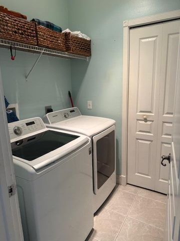 614 NE Muskrat, Port St. Lucie, Port St Lucie, FL 34983