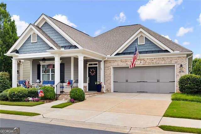 121 Clover Way, Woodstock, GA 30188