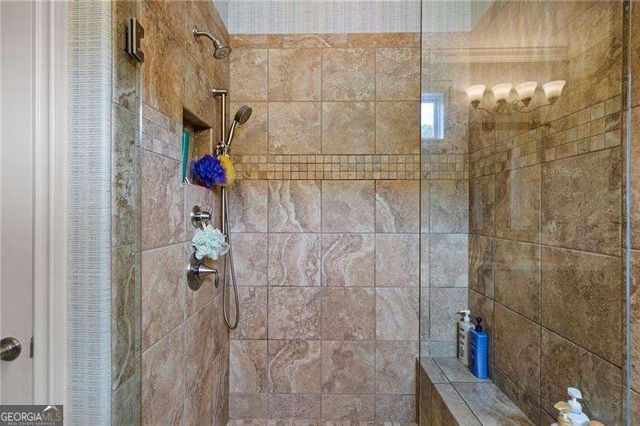 121 Clover Way, Woodstock, GA 30188