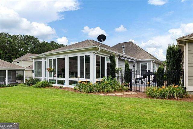 121 Clover Way, Woodstock, GA 30188