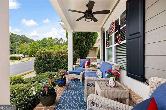 121 Clover Way, Woodstock, GA 30188