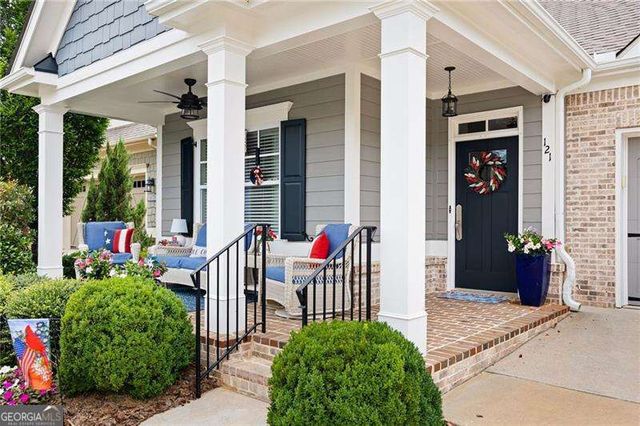 121 Clover Way, Woodstock, GA 30188