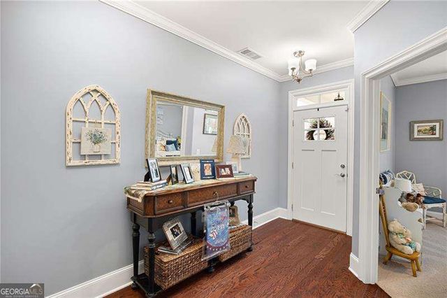 121 Clover Way, Woodstock, GA 30188