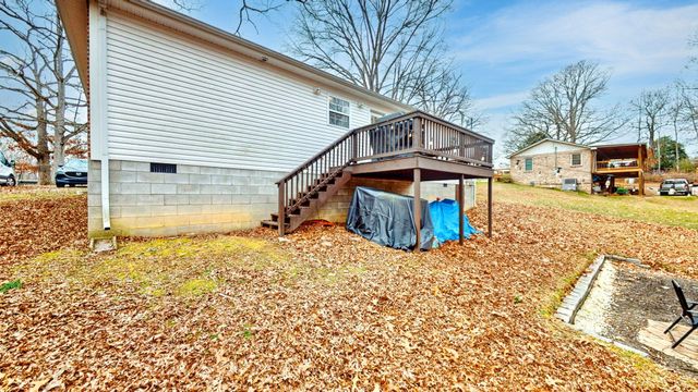 1007 Twin Oaks Dr, White Bluff, TN 37187