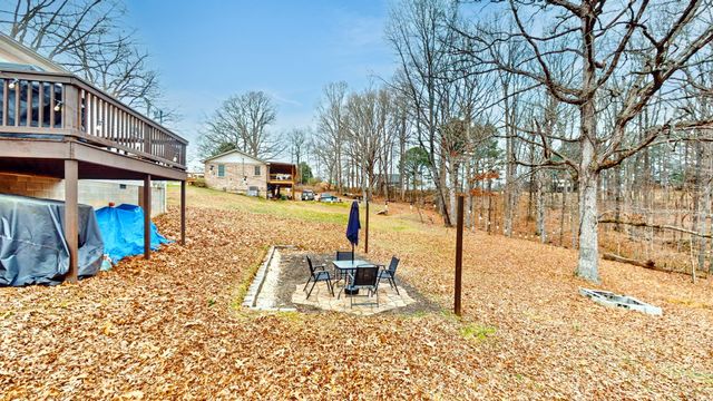 1007 Twin Oaks Dr, White Bluff, TN 37187
