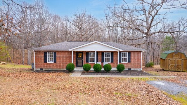 1007 Twin Oaks Dr, White Bluff, TN 37187
