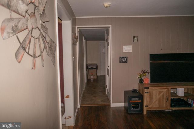 40 CUPOLA RD, Honey Brook, PA 19344