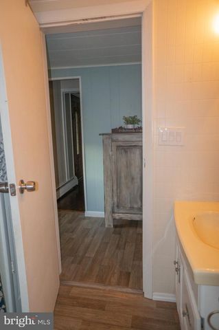 40 CUPOLA RD, Honey Brook, PA 19344