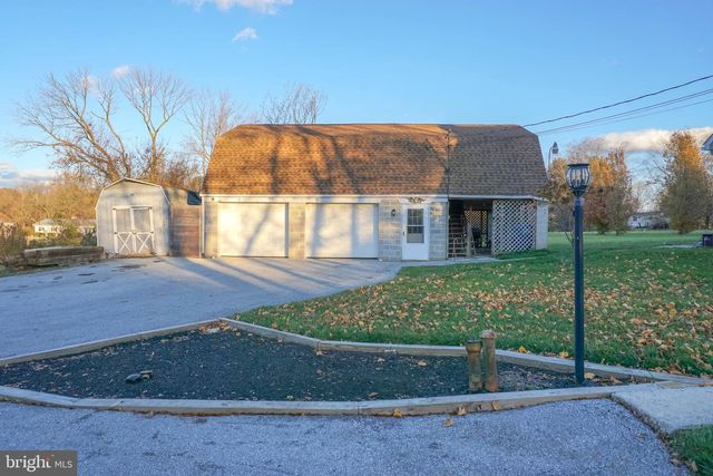 40 CUPOLA RD, Honey Brook, PA 19344