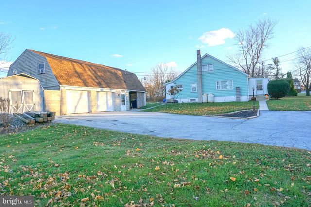 40 CUPOLA RD, Honey Brook, PA 19344