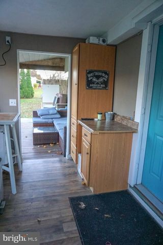 40 CUPOLA RD, Honey Brook, PA 19344