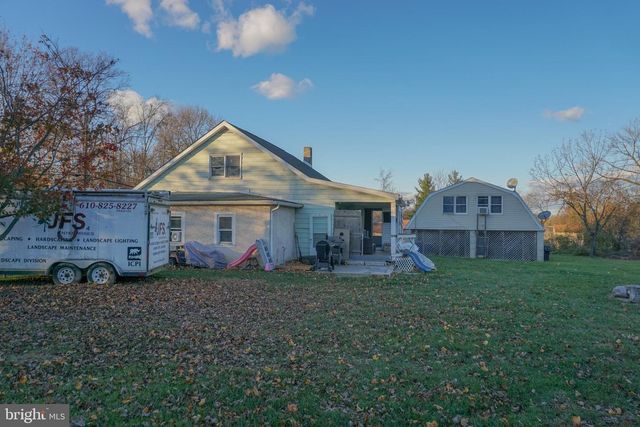 40 CUPOLA RD, Honey Brook, PA 19344