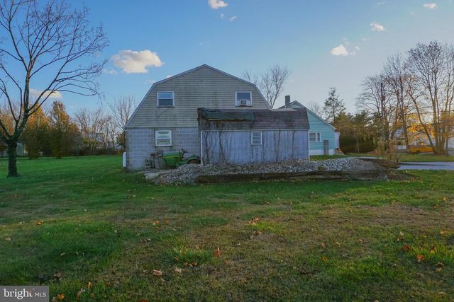 40 CUPOLA RD, Honey Brook, PA 19344