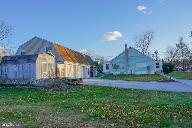 40 CUPOLA RD, Honey Brook, PA 19344