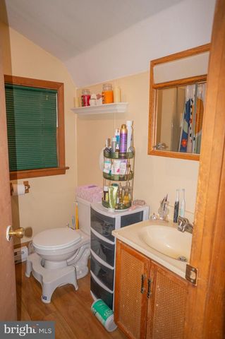 40 CUPOLA RD, Honey Brook, PA 19344