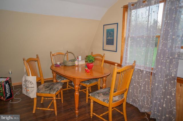 40 CUPOLA RD, Honey Brook, PA 19344