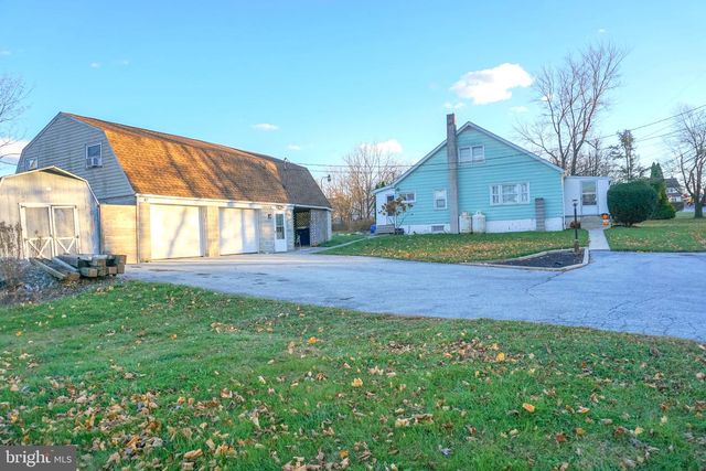 40 CUPOLA RD, Honey Brook, PA 19344