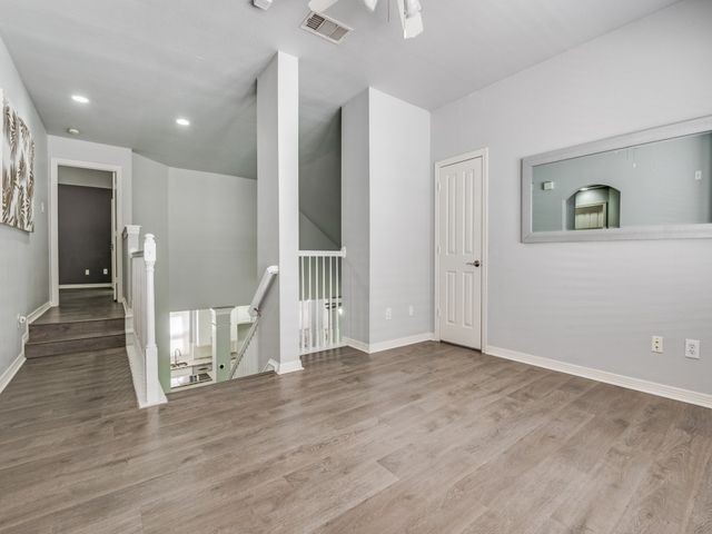 2234 Pecan Grove Court, Dallas, TX 75228