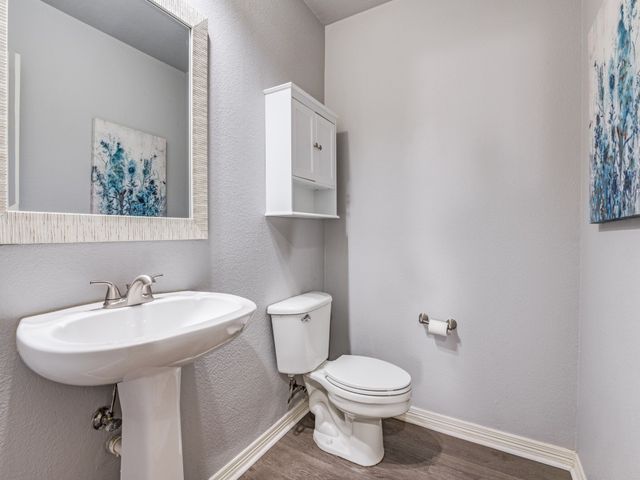 2234 Pecan Grove Court, Dallas, TX 75228