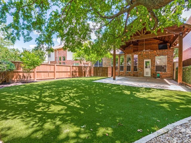 2234 Pecan Grove Court, Dallas, TX 75228