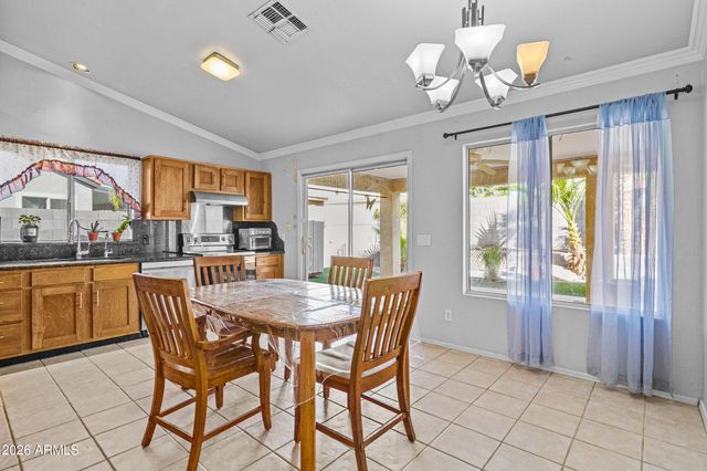 9156 W CHARLESTON Avenue, Peoria, AZ 85382