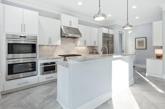 265 Rue Martine, Miramar Beach, FL 32550