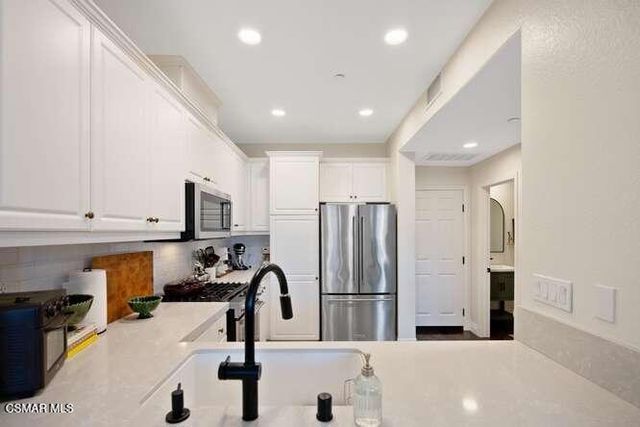 184 Via Katrina, Newbury Park, CA 91320