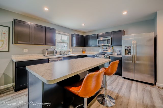 450 Cardinal Way, Hampshire, IL 60140