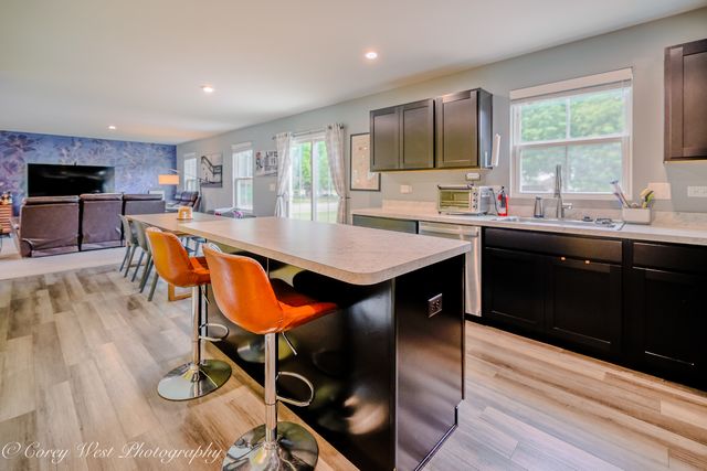 450 Cardinal Way, Hampshire, IL 60140