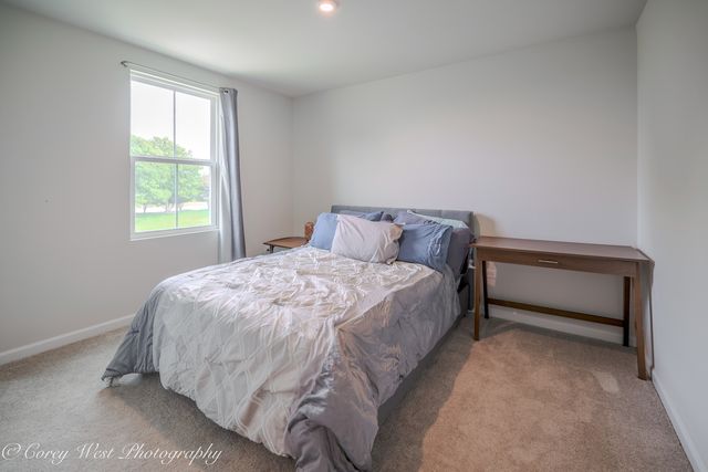450 Cardinal Way, Hampshire, IL 60140