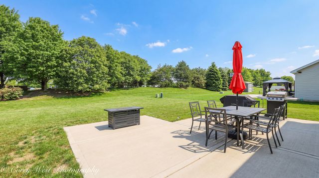 450 Cardinal Way, Hampshire, IL 60140